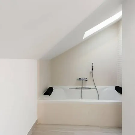 Minty Stay - La Merced Atico Duplex Malaga Exterior photo